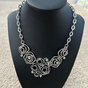 Statement necklace